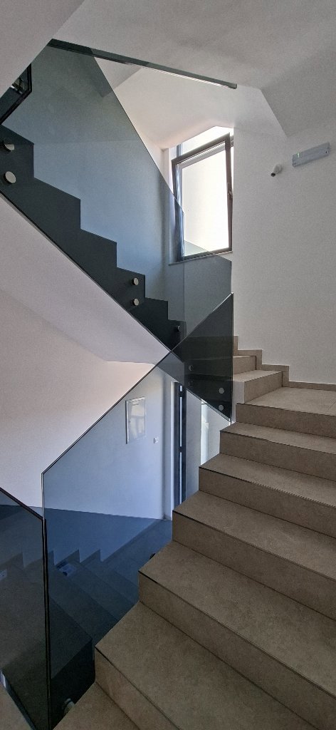 Flat For sale - ŠIBENSKO-KNINSKA ROGOZNICA