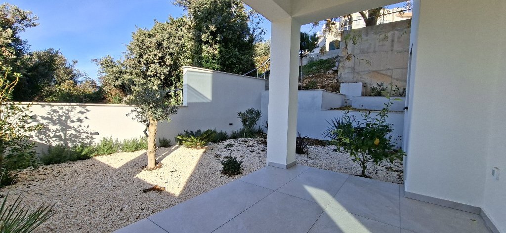 Flat For sale - ŠIBENSKO-KNINSKA ROGOZNICA