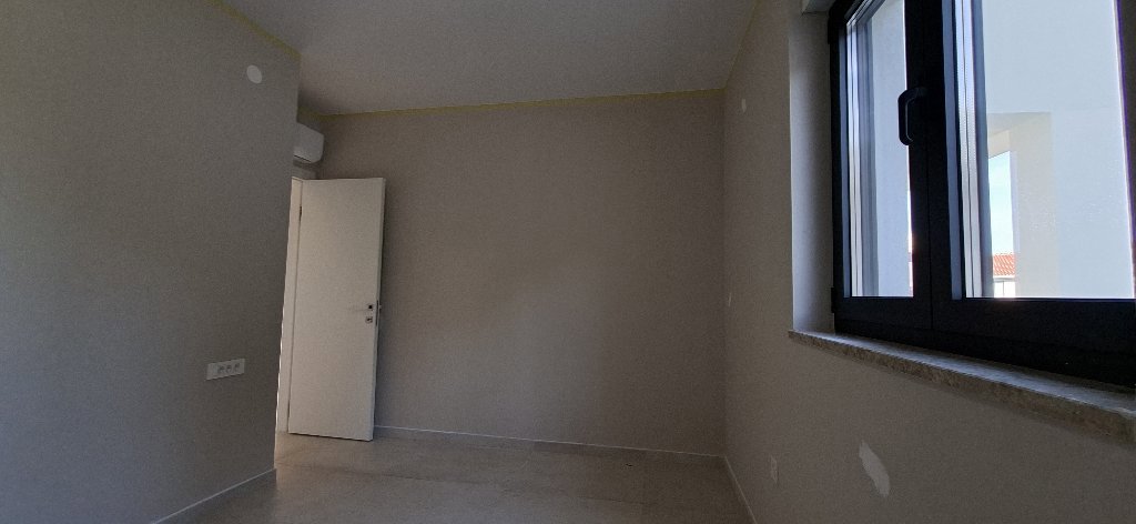 Flat For sale - ŠIBENSKO-KNINSKA ROGOZNICA