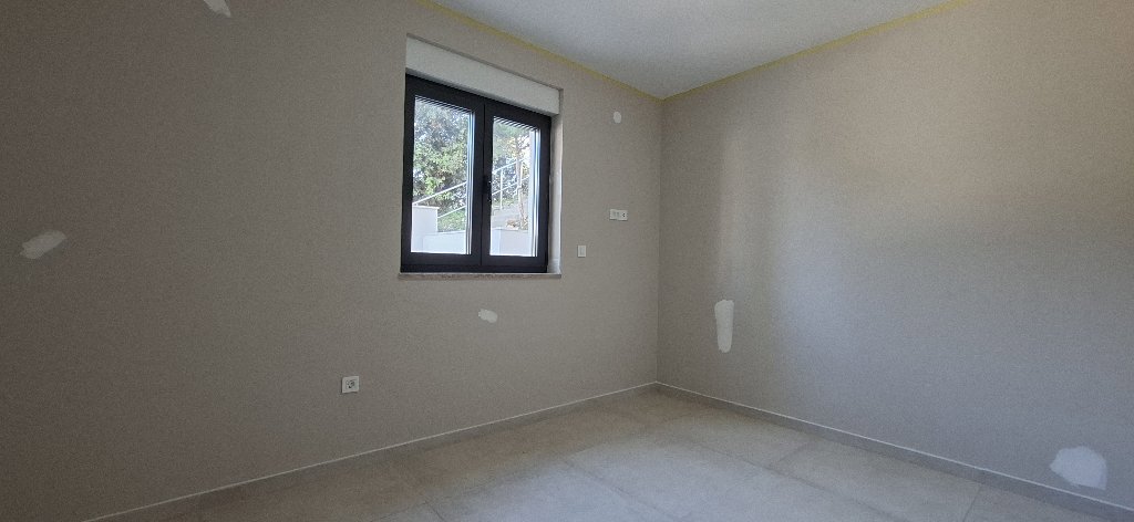 Flat For sale - ŠIBENSKO-KNINSKA ROGOZNICA