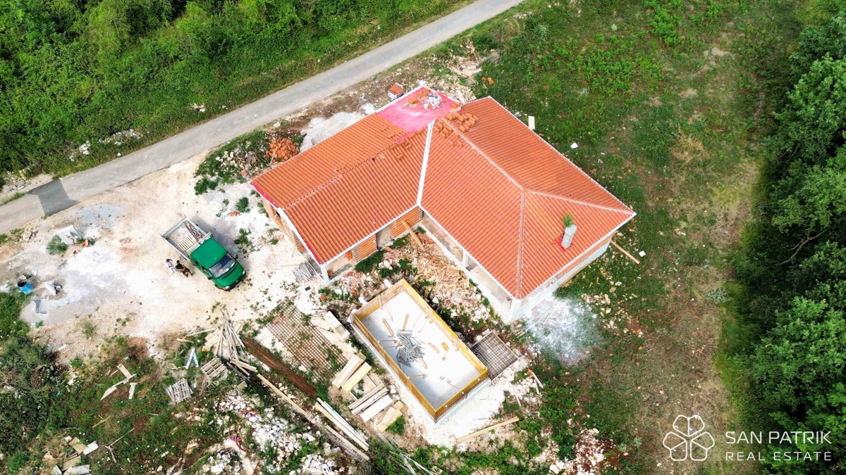 Dom Na predaj - ISTARSKA SVETA NEDELJA