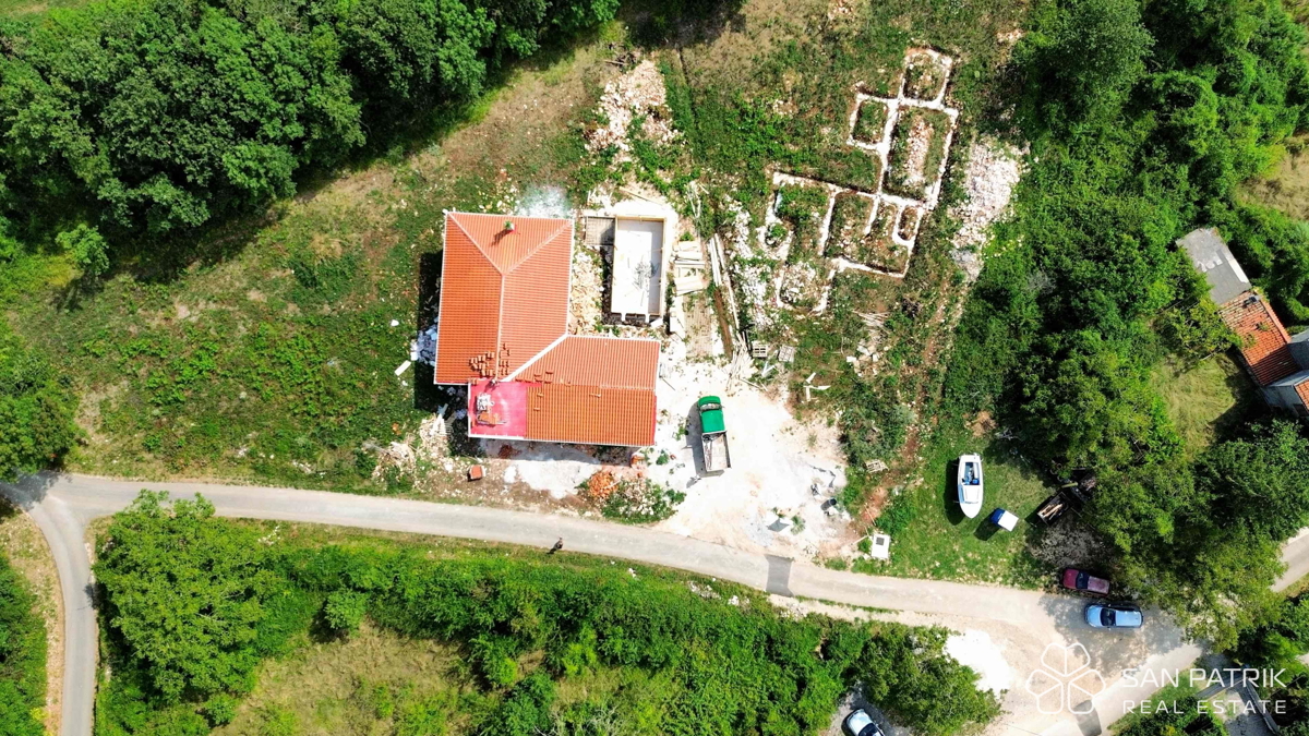 Dom Na predaj - ISTARSKA SVETA NEDELJA