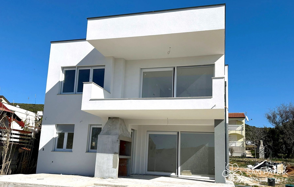 Casa In vendita - LIČKO-SENJSKA NOVALJA