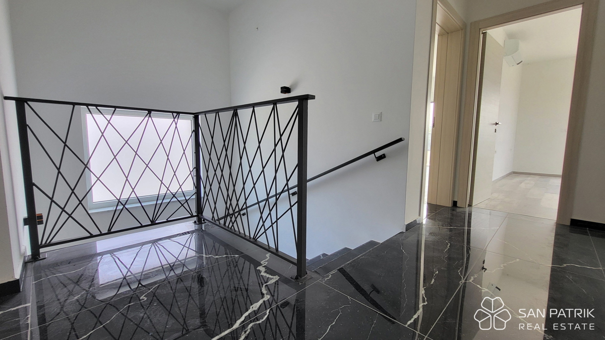 Casa In vendita - PRIMORSKO-GORANSKA KRK