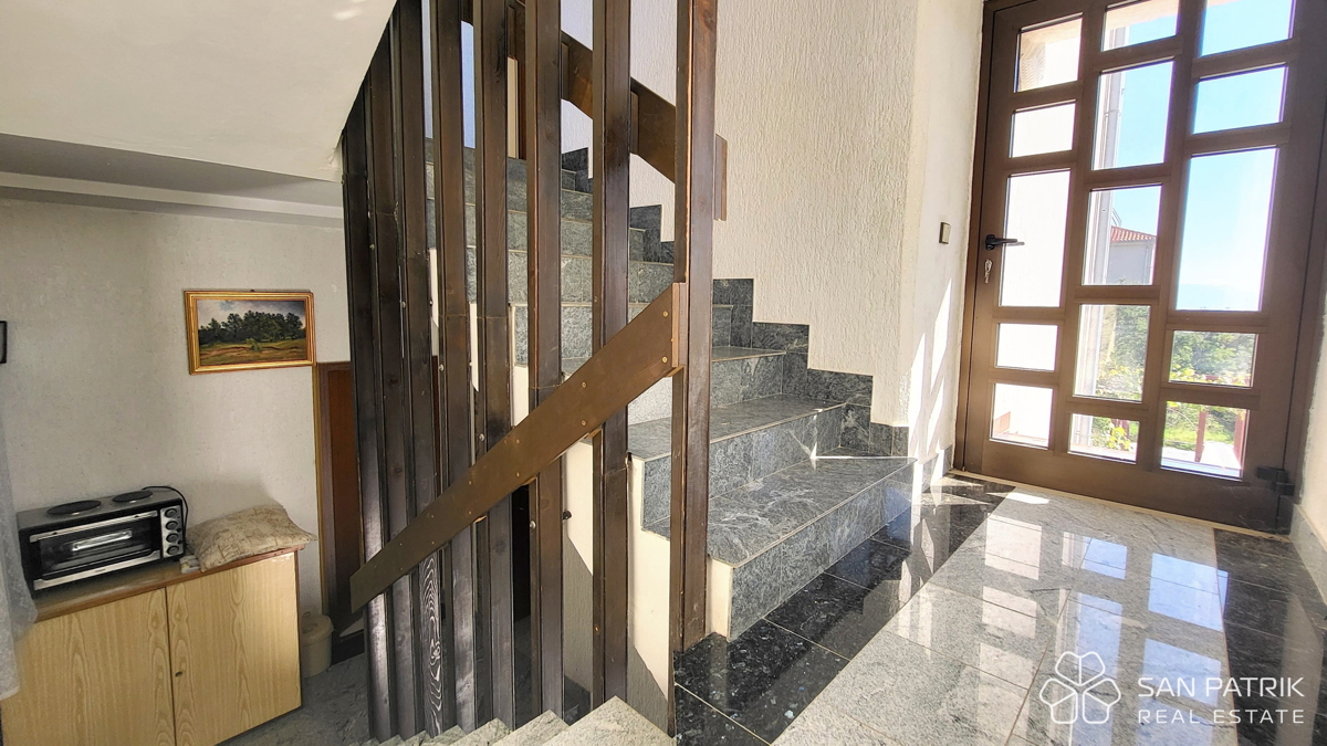 House For sale - PRIMORSKO-GORANSKA NOVI VINODOLSKI
