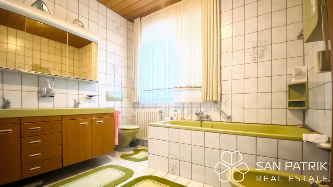 House For sale - PRIMORSKO-GORANSKA NOVI VINODOLSKI