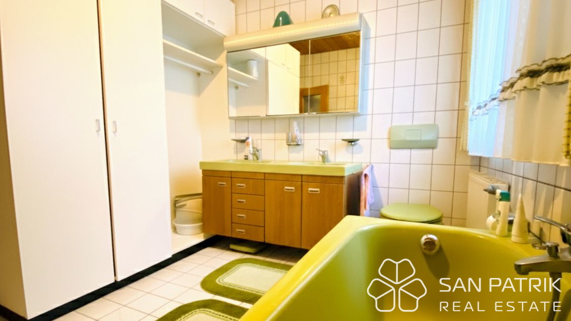 House For sale - PRIMORSKO-GORANSKA NOVI VINODOLSKI