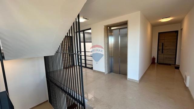Flat For sale - ISTARSKA NOVIGRAD