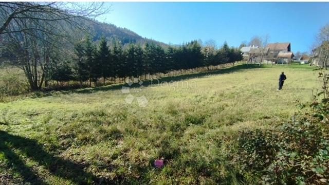 Zemljište na prodaju 2151 m² – Vrbovsko