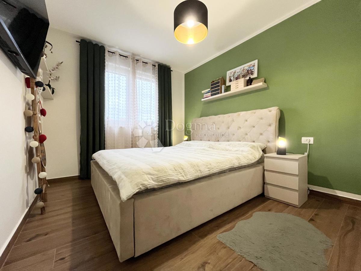 Flat For sale - ISTARSKA NOVIGRAD