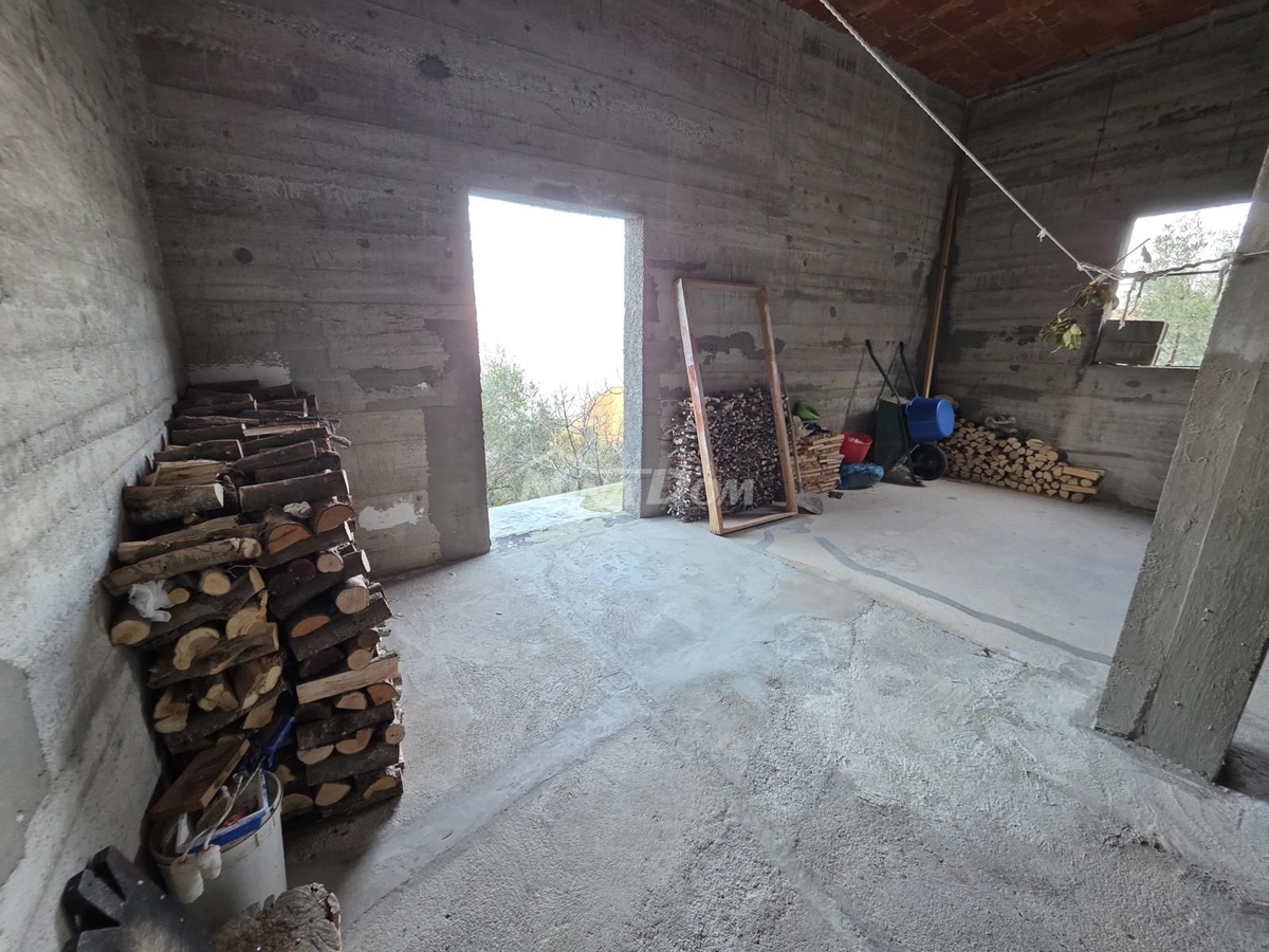 Kuća Na prodaju - ZADARSKA UGLJAN