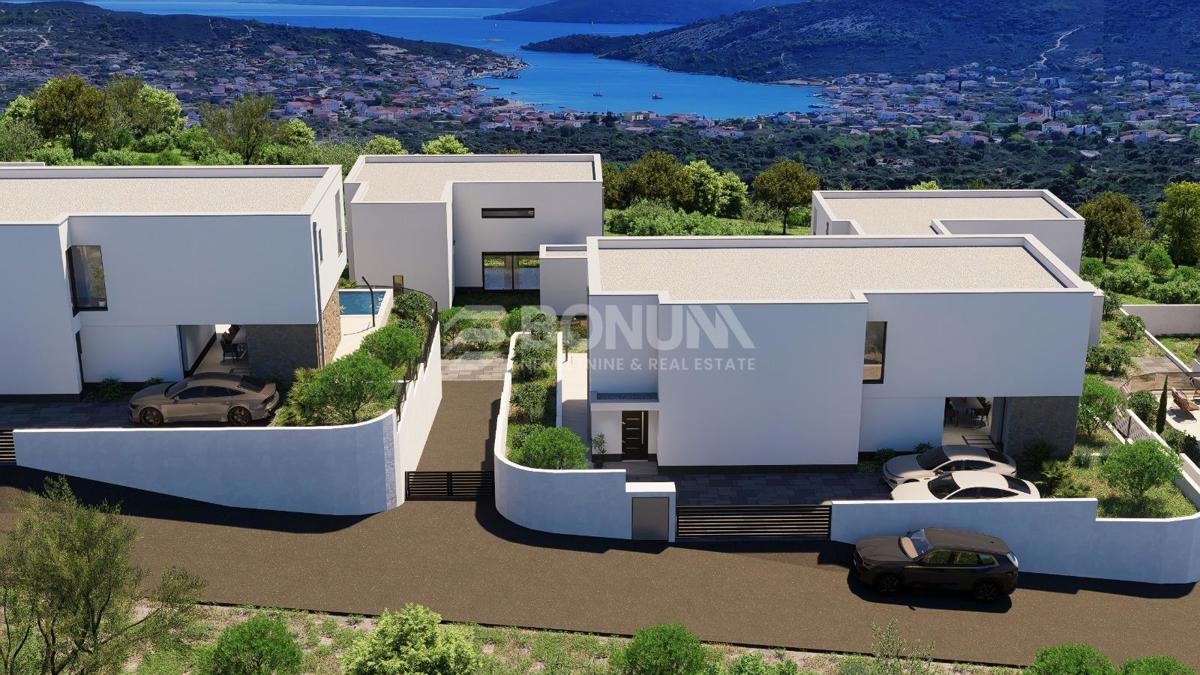 House For sale - SPLITSKO-DALMATINSKA MARINA