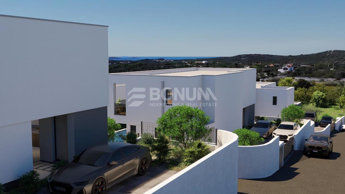 House For sale - SPLITSKO-DALMATINSKA MARINA