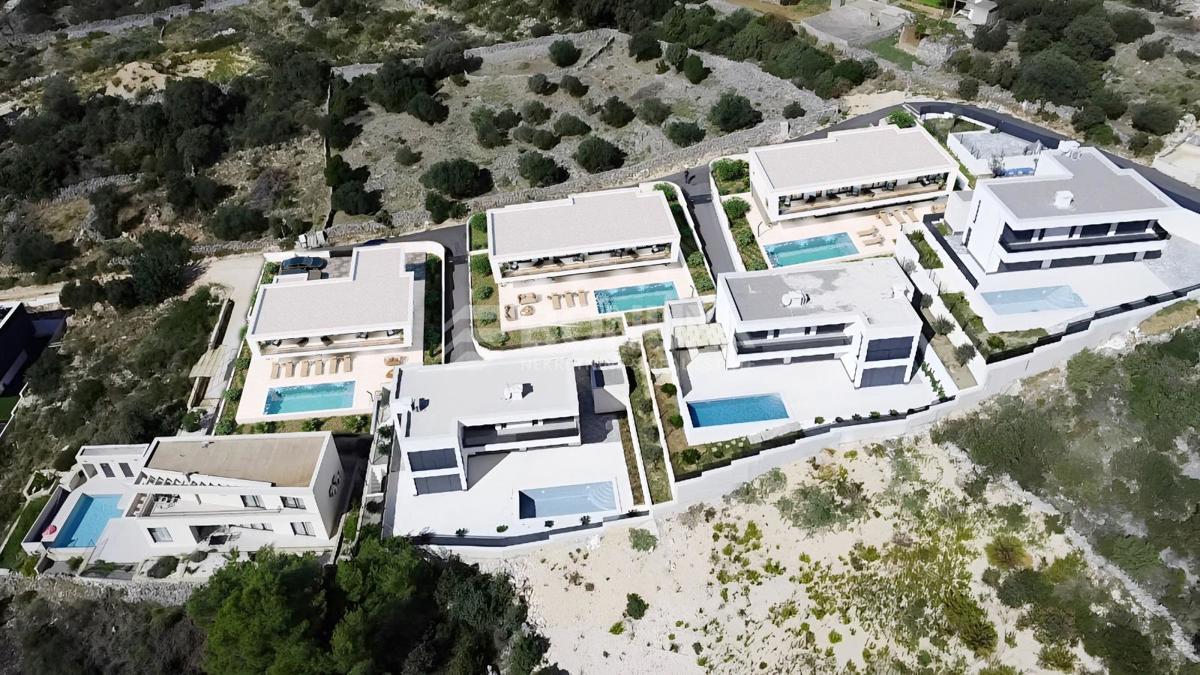House For sale - SPLITSKO-DALMATINSKA MARINA