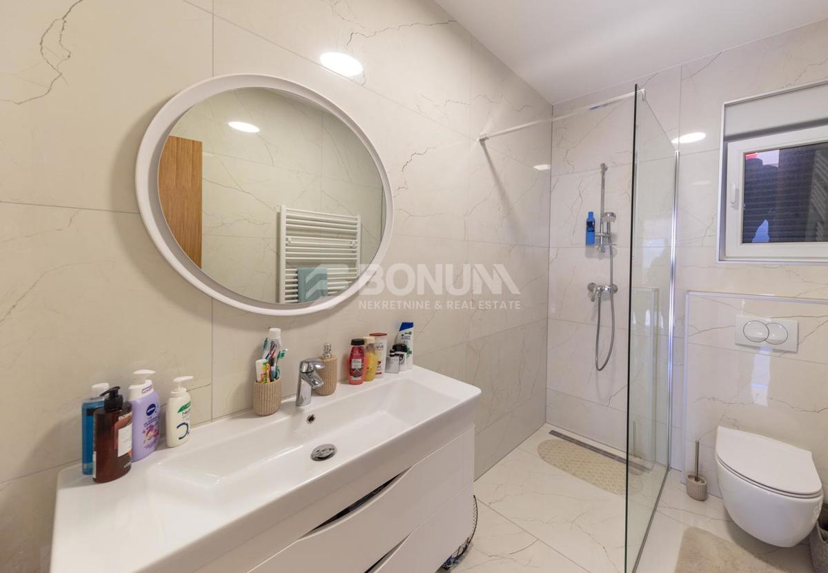 Flat For sale - ŠIBENSKO-KNINSKA VODICE