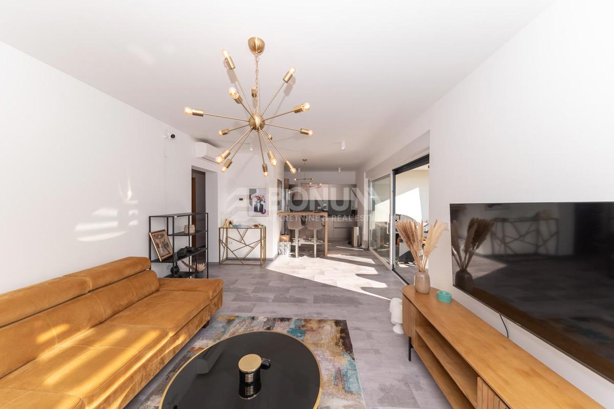 Flat For sale - ŠIBENSKO-KNINSKA VODICE