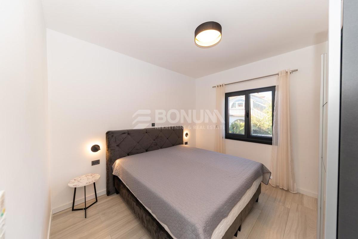 House For sale - ŠIBENSKO-KNINSKA VODICE