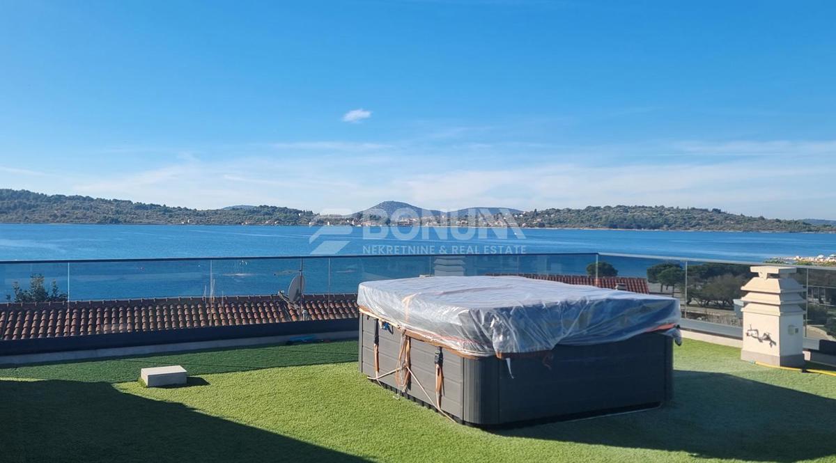 House For sale - šibensko-kninska Vodice - foto 2/35