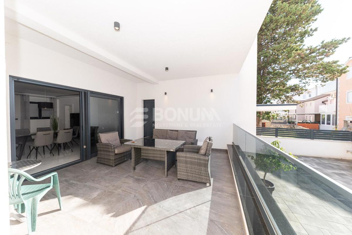 House For sale - ŠIBENSKO-KNINSKA VODICE