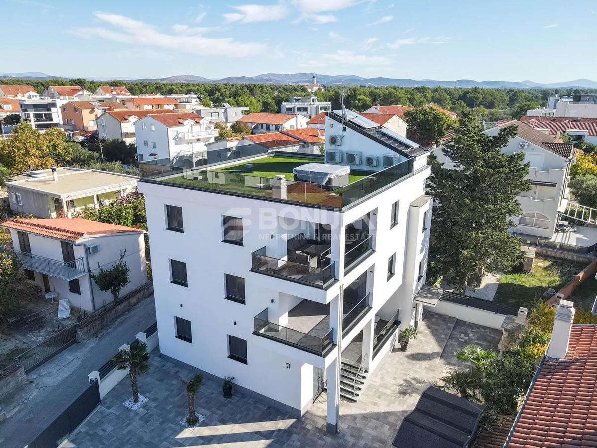 House For sale - ŠIBENSKO-KNINSKA VODICE