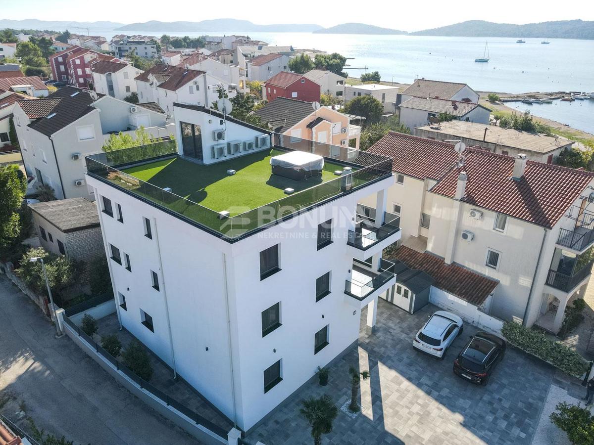 House For sale - ŠIBENSKO-KNINSKA VODICE
