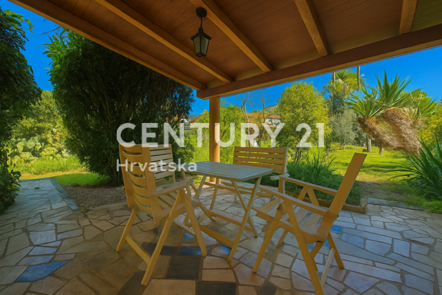Land For sale - ISTARSKA UMAG