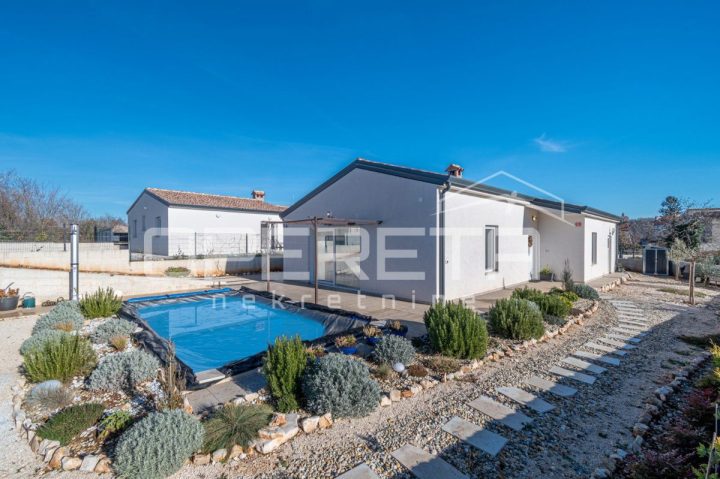 Casa in vendita 106 m² – Tinjan