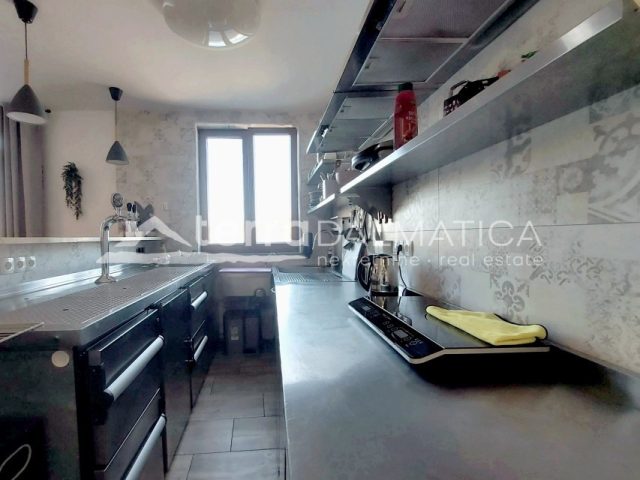 Appartamento In vendita - šibensko-kninska Murter - foto 3/11
