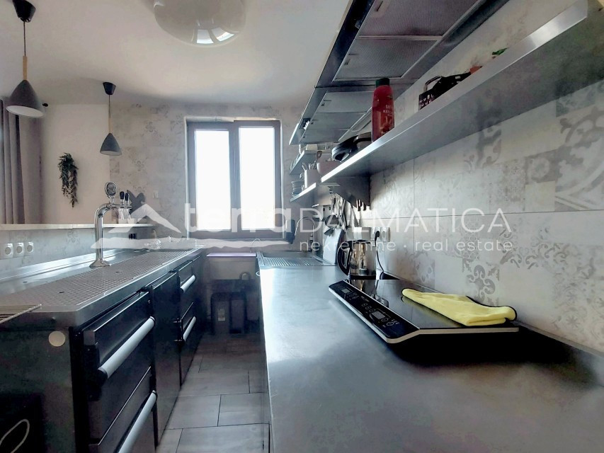 Apartment Zu verkaufen - ŠIBENSKO-KNINSKA MURTER