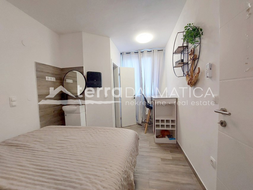 Apartment Zu verkaufen - ŠIBENSKO-KNINSKA MURTER