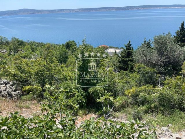 Land for sale 12712 m² – Starigrad