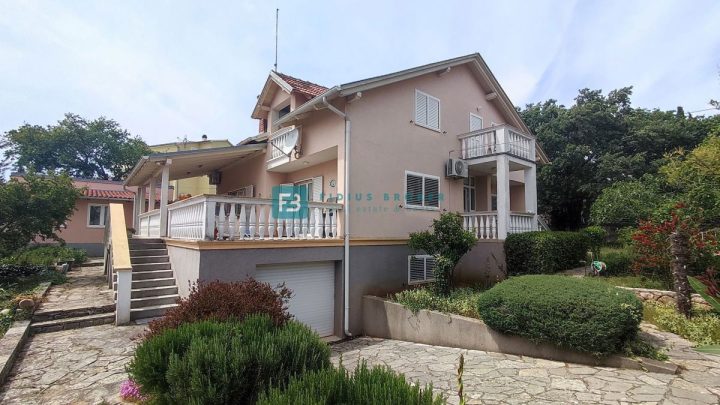Casa in vendita 477 m² – Vodice