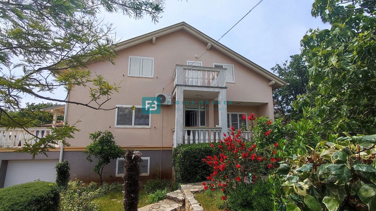 Dom Na predaj - ŠIBENSKO-KNINSKA VODICE