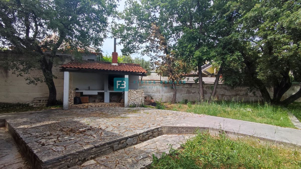 Dom Na predaj - ŠIBENSKO-KNINSKA VODICE