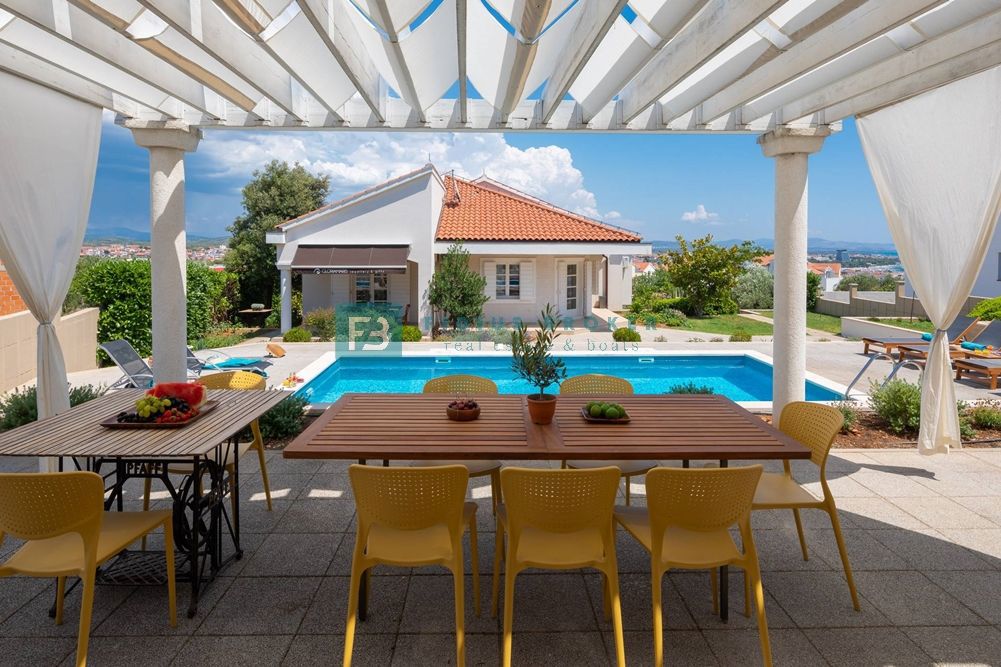 House For sale - šibensko-kninska Vodice - foto 1/106