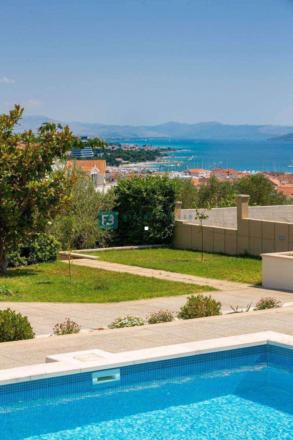 House For sale - ŠIBENSKO-KNINSKA VODICE