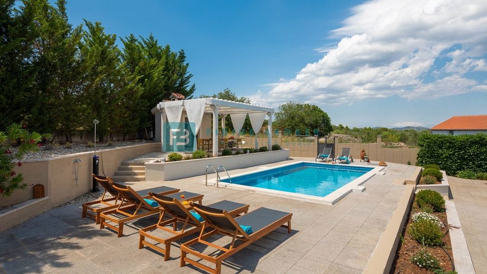 House For sale - šibensko-kninska Vodice - foto 2/106