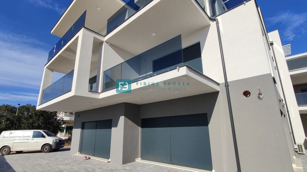 Commerciale In vendita - ŠIBENSKO-KNINSKA VODICE