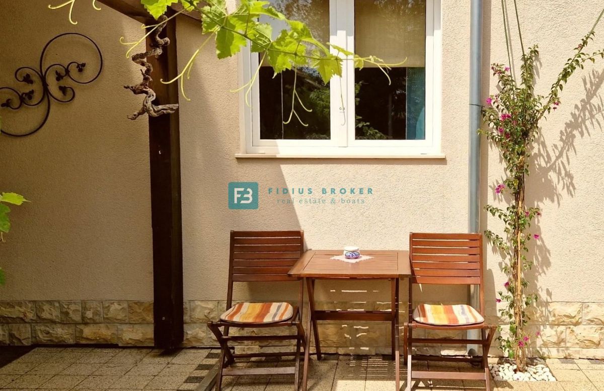 House For sale - ŠIBENSKO-KNINSKA VODICE