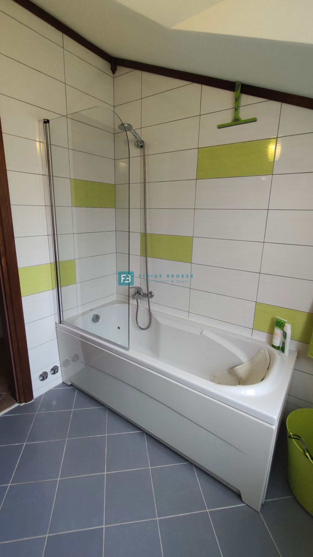 House For sale - ŠIBENSKO-KNINSKA VODICE