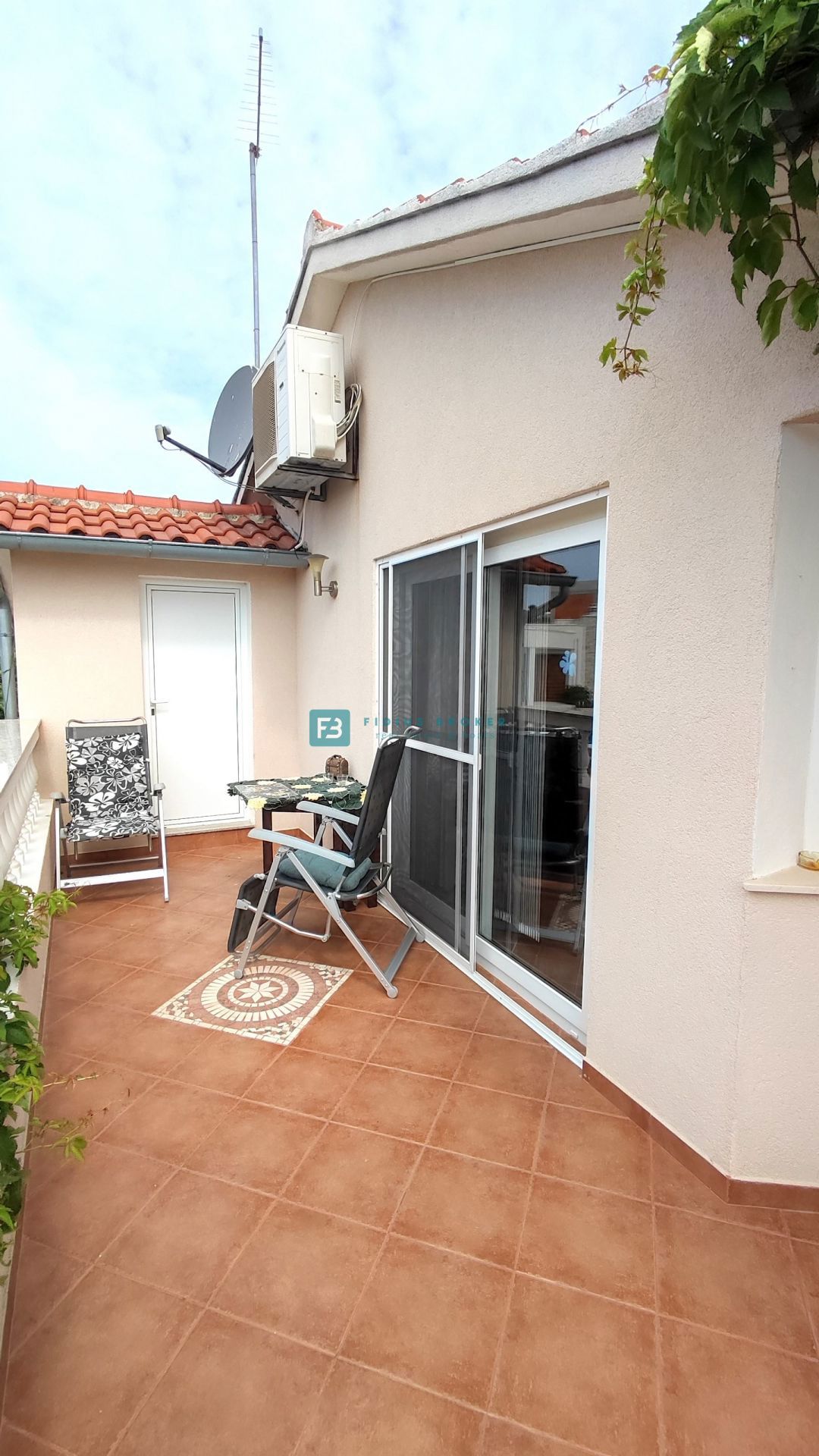 House For sale - ŠIBENSKO-KNINSKA VODICE