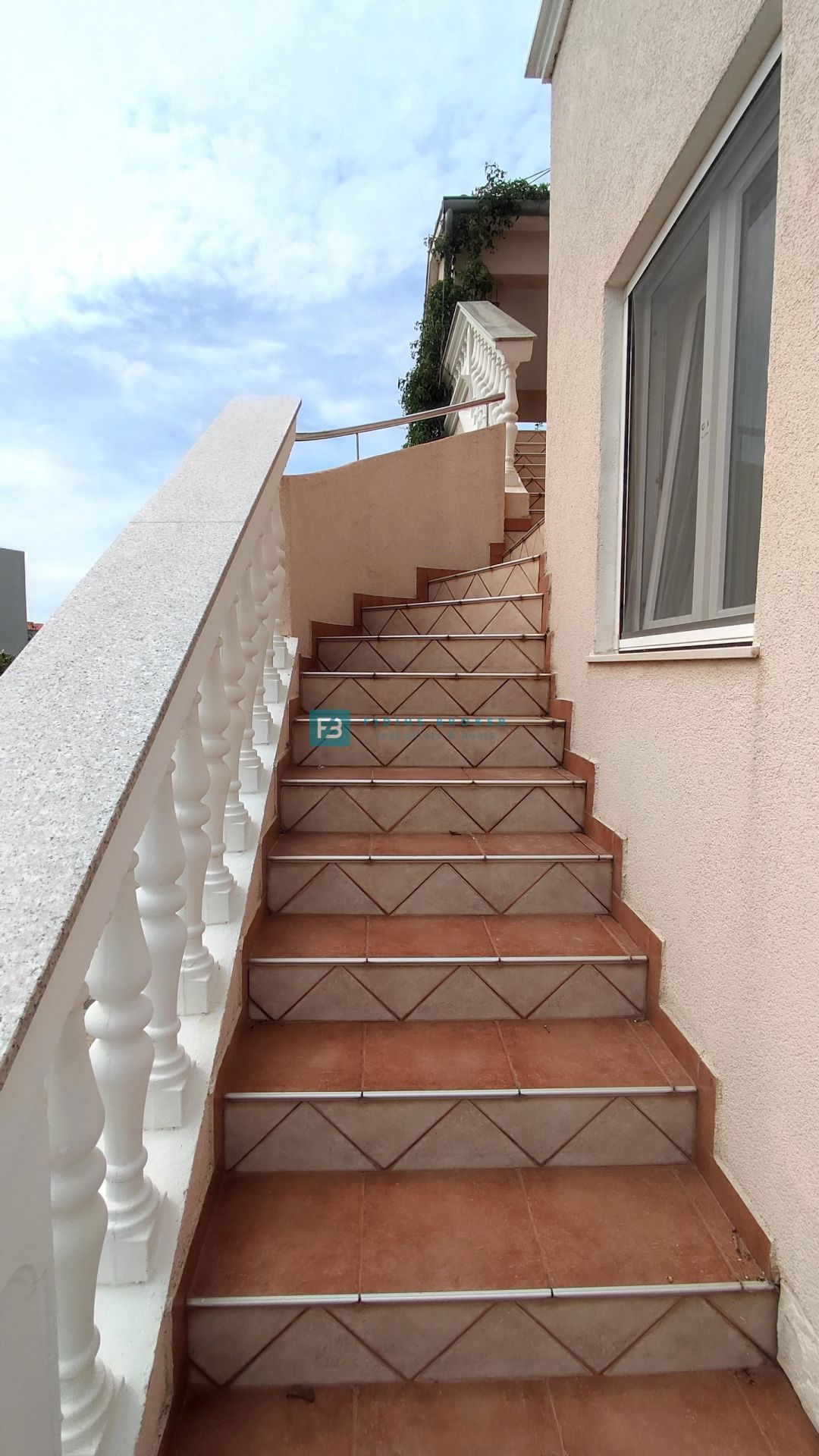 House For sale - ŠIBENSKO-KNINSKA VODICE