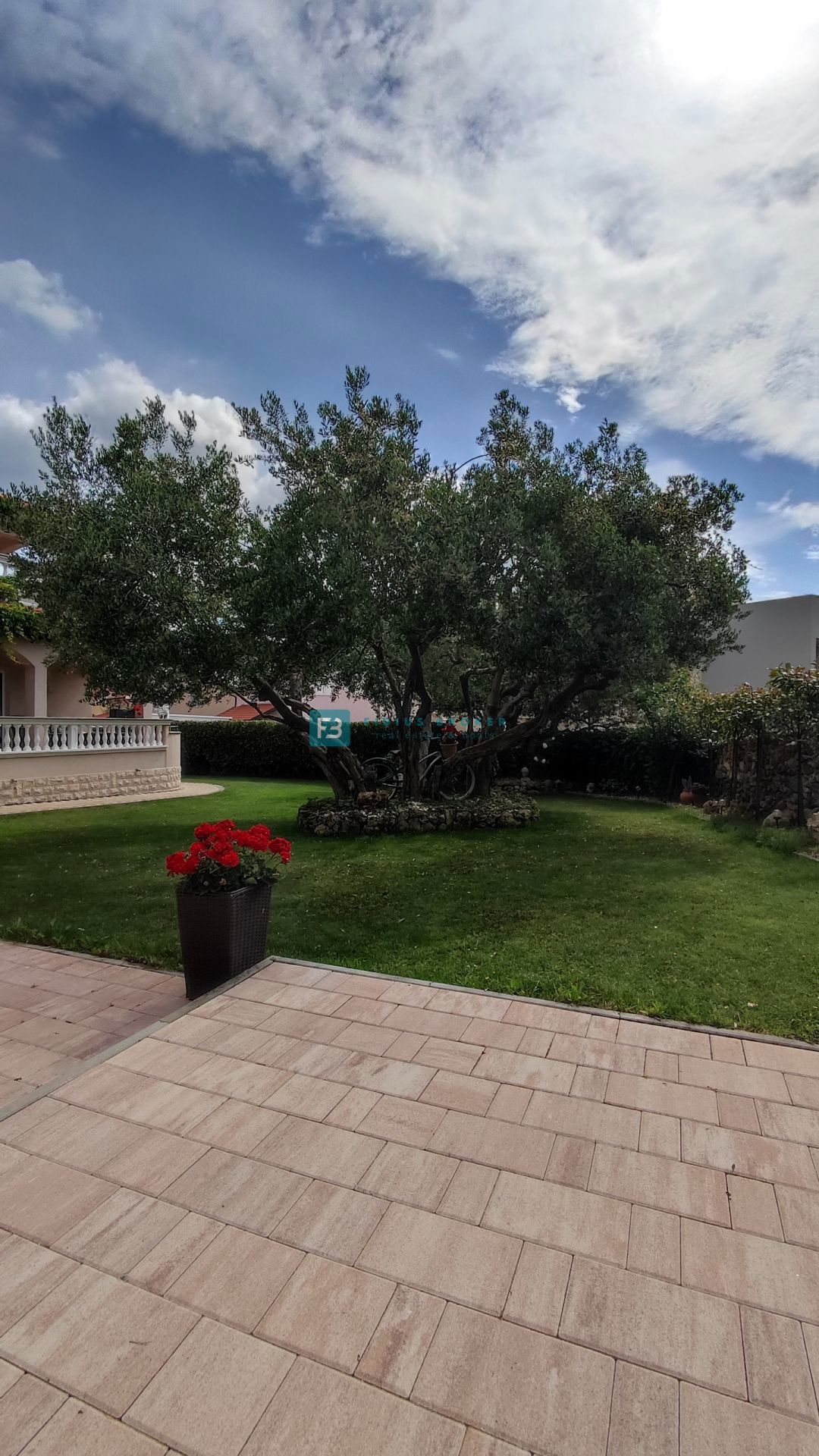 House For sale - ŠIBENSKO-KNINSKA VODICE