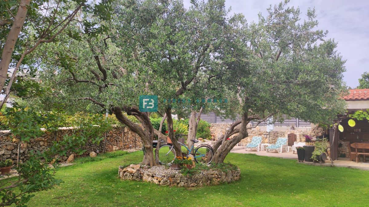 House For sale - ŠIBENSKO-KNINSKA VODICE