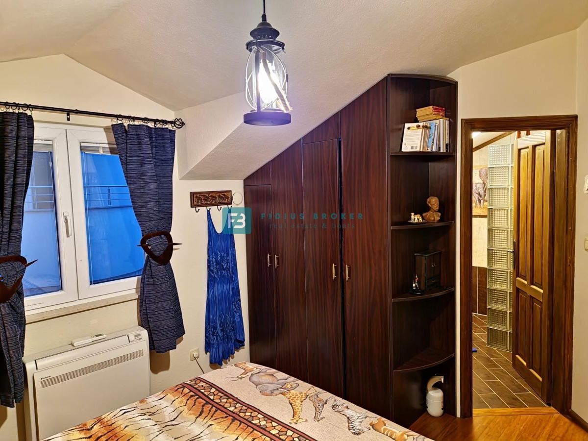 House For sale - ŠIBENSKO-KNINSKA VODICE