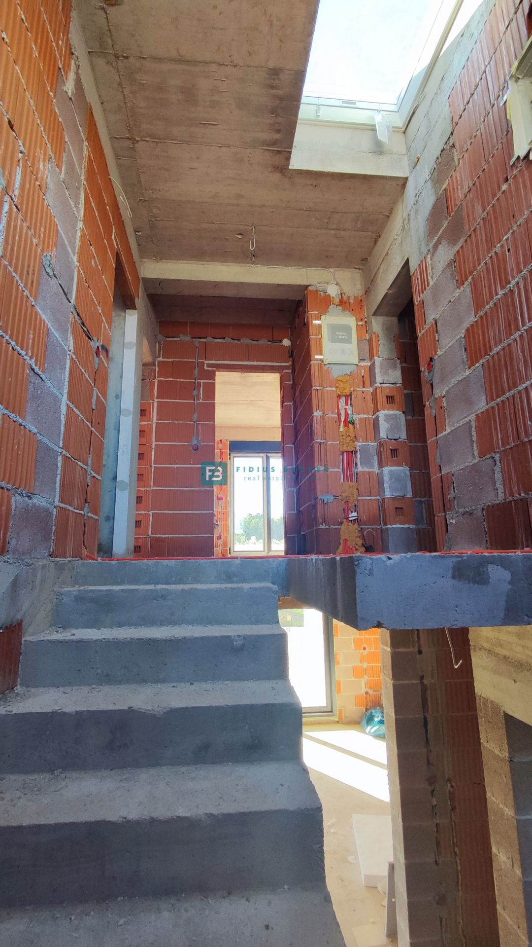 House For sale - ŠIBENSKO-KNINSKA VODICE