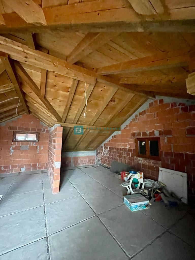 Dom Na predaj - ŠIBENSKO-KNINSKA MURTER