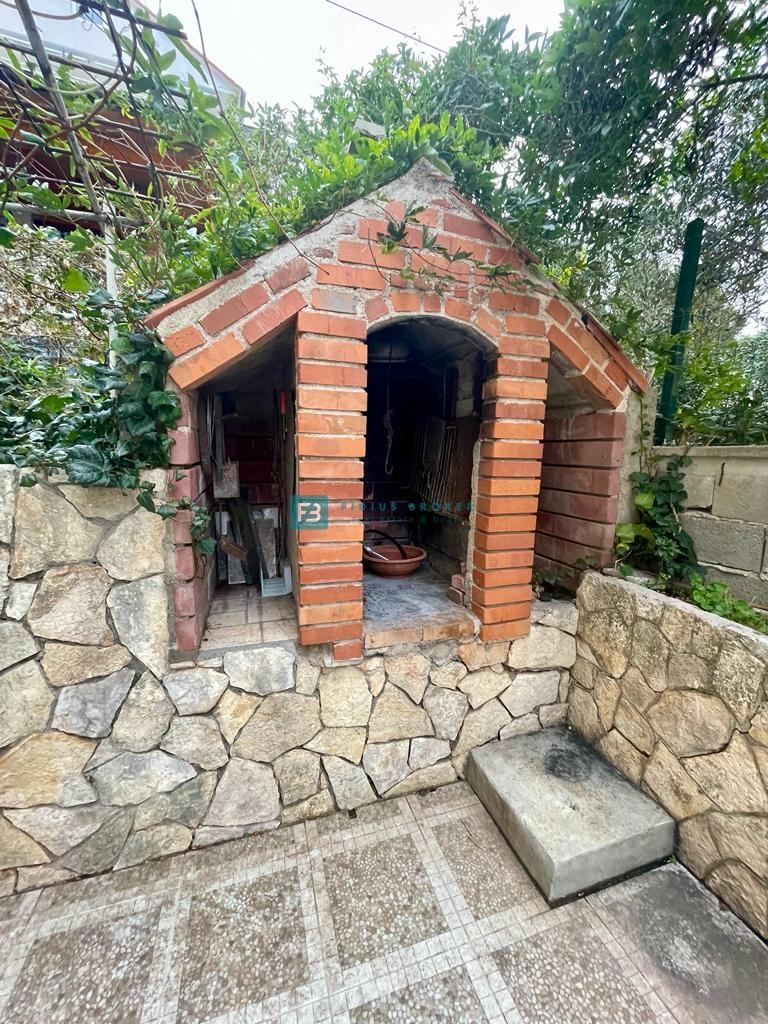 Dom Na predaj - ŠIBENSKO-KNINSKA MURTER