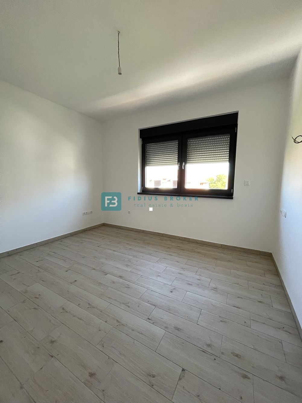Flat For sale - ŠIBENSKO-KNINSKA VODICE