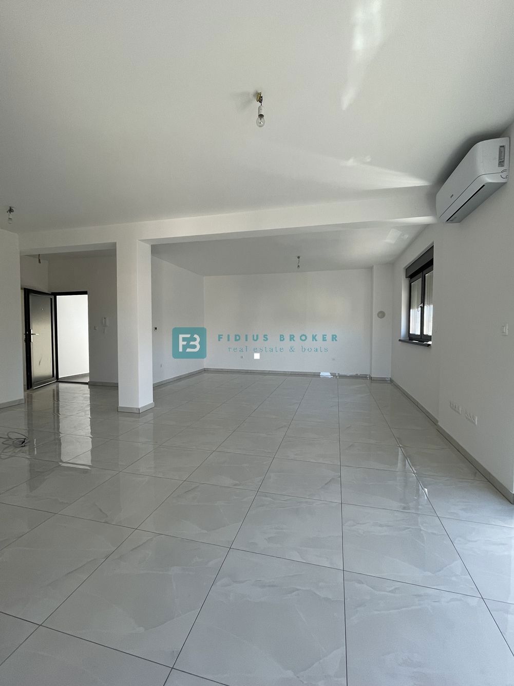 Flat For sale - ŠIBENSKO-KNINSKA VODICE